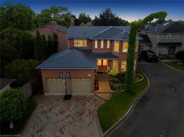 6144 10th Line W, Mississauga, ON L5N 5S7