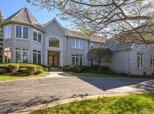 32 Willow Bay Dr, South Barrington, IL 60010