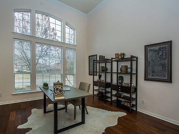 3rd image of 1606 Harvest Glen Dr