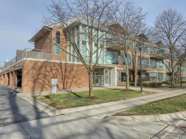 300 Hamilton St APT 307, Plymouth, MI 48170