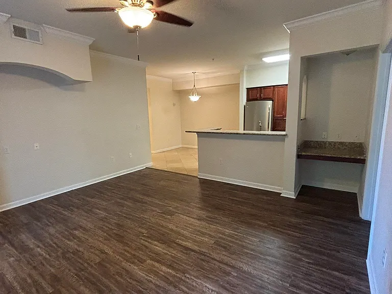 2801 Chancellorsville Dr #312 — Photo 10