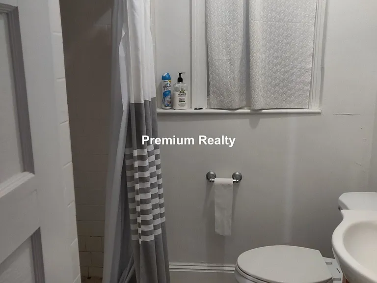 583 Watertown St #583 — Photo 15