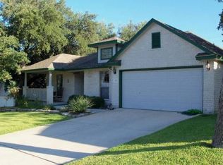 303 Chase Oaks Pl, Fredericksburg, TX 78624