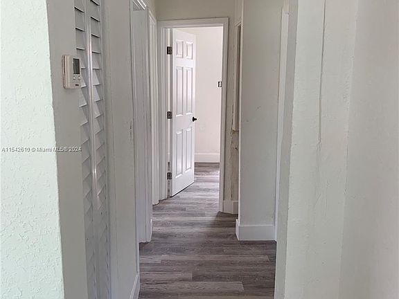 2nd image of 724 Burlington St