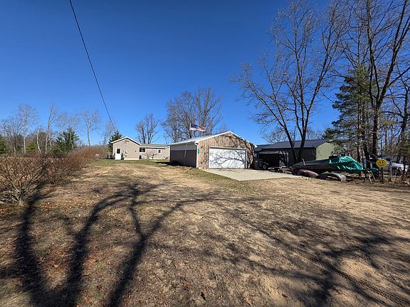 3rd image of 1471 E Beechwood Ln