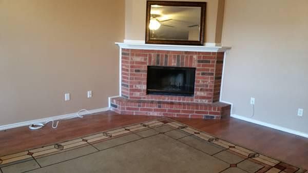 1st image of 1118 Iola Ave