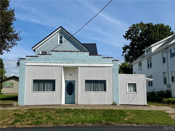 748 W Dominick St, Rome, NY 13440
