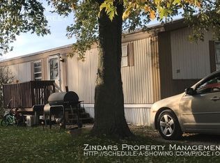 32 Danville St, Westville, IL 61883