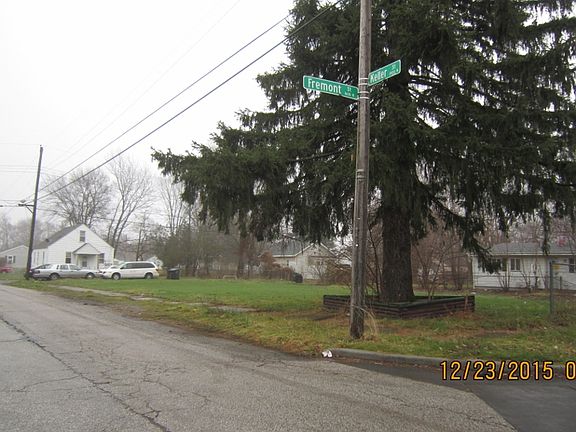 4th image of 2424 Keller St