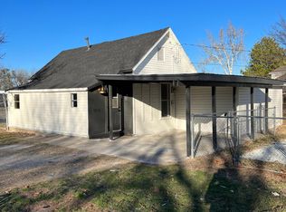 302 S 5th St, Marlow, OK 73055