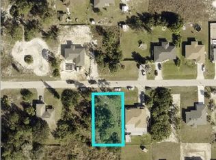 2511 39th St SW, Lehigh Acres, FL 33976