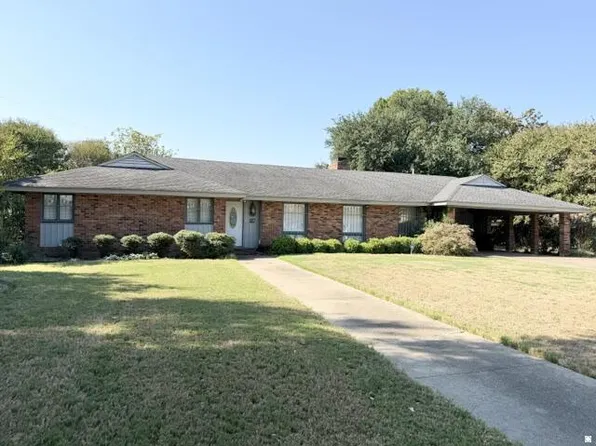 695 Wintergreen St, Greenville, MS 38701