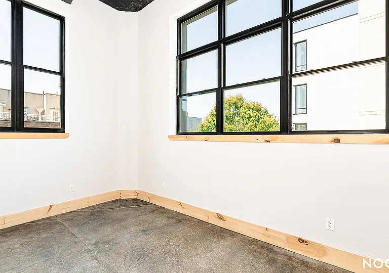 255 18th St #407 — Photo 5