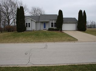 51446 Righter Ln, South Bend, IN 46628