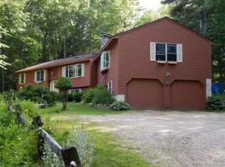 52 Simond Hill Rd, Hubbardston, MA 01452