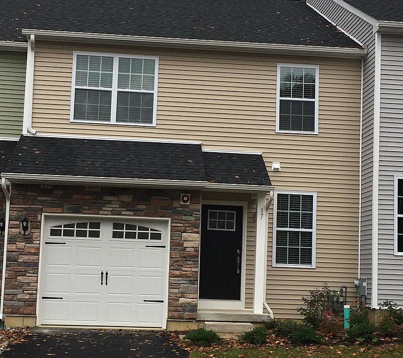 1st image of 17 Graham Dr