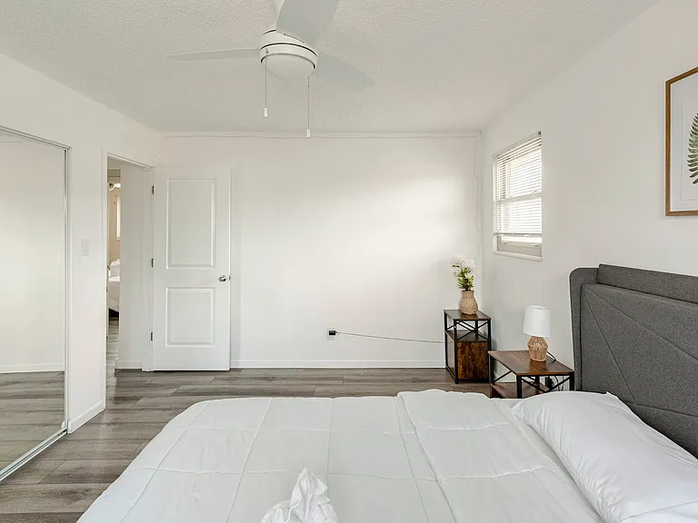 6129 Wolff St — Photo 19