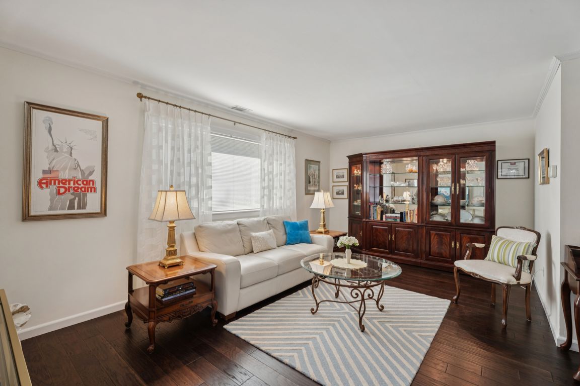 next background image