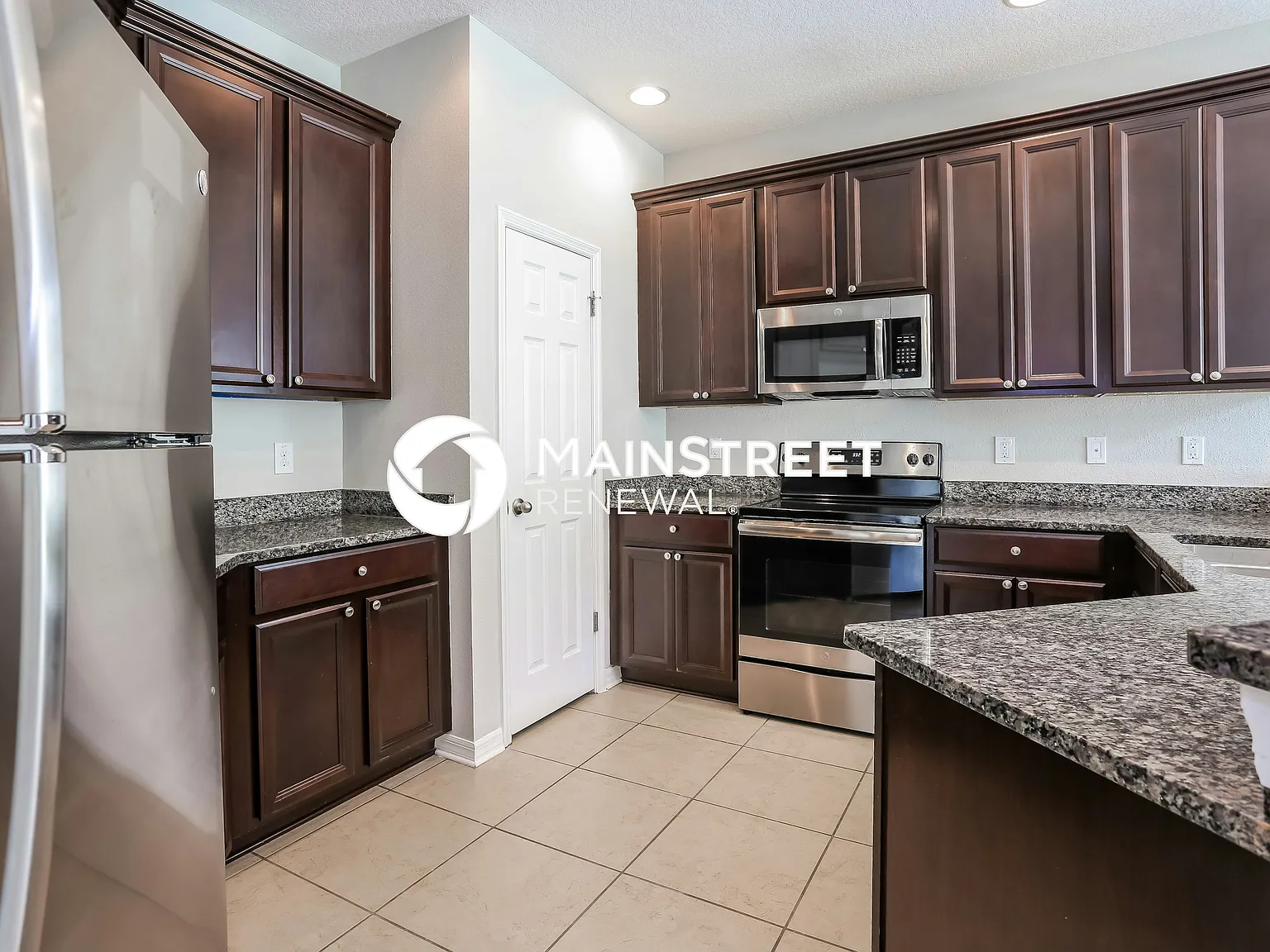 7527 Forest Mere Dr — Photo 4