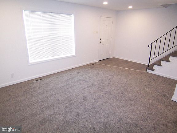 4th image of 1434 Harford Square Dr