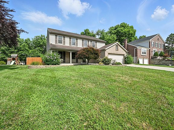 2nd image of 3608 Oxford Ct