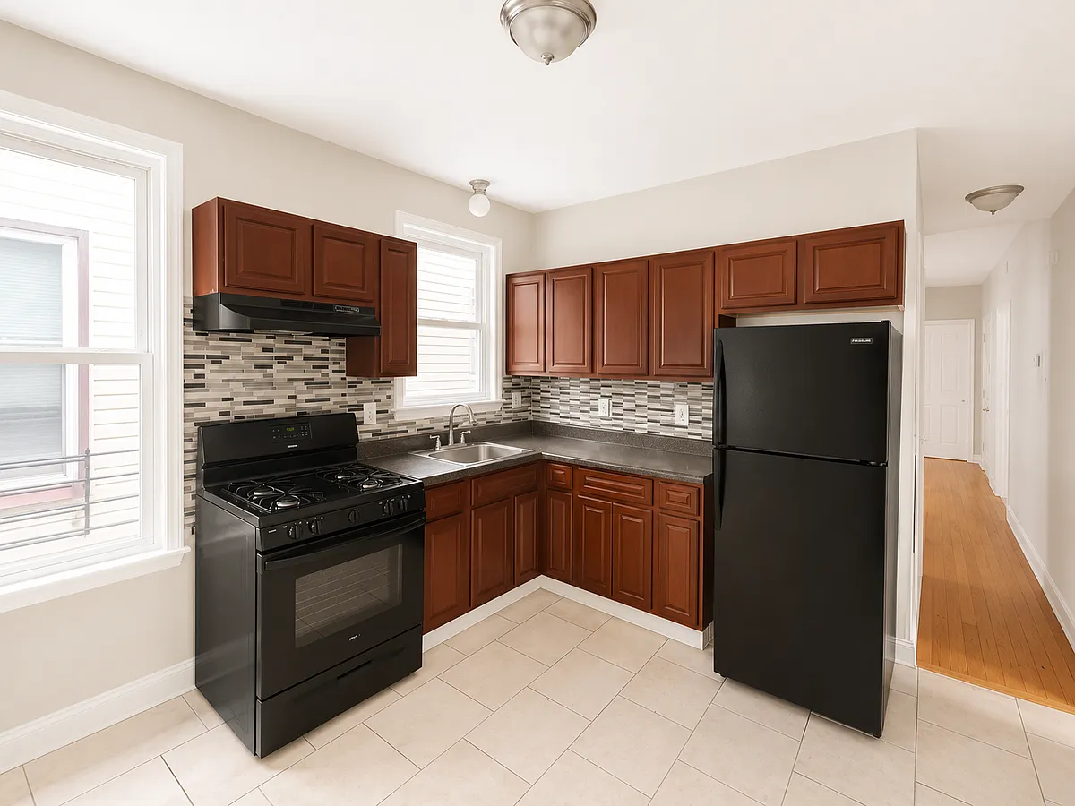 Building Photo - 802 S 14th St #2