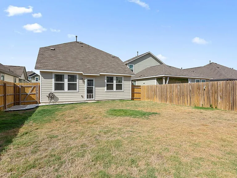 12104 Cimaizon Dr — Photo 23
