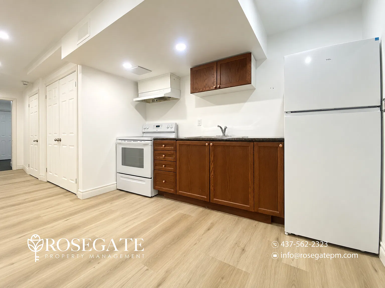 172 Britannia Avenue West Oshawa — Photo 2