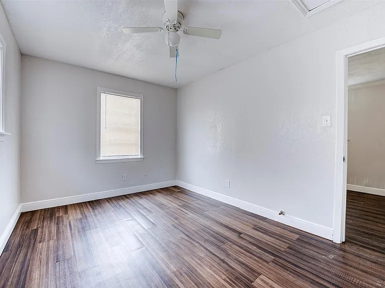 1209 Cabell St — Photo 15