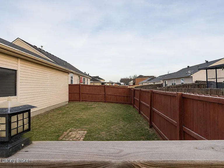 7121 Blue Stream Ct — Photo 23