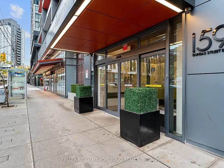 159 Dundas St E #1005 — Photo 3