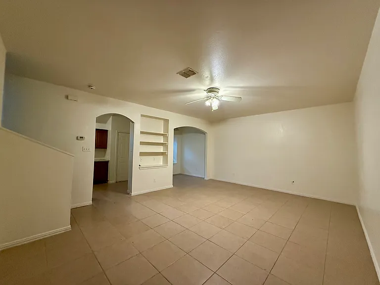 216 Creek Cove Dr — Photo 14