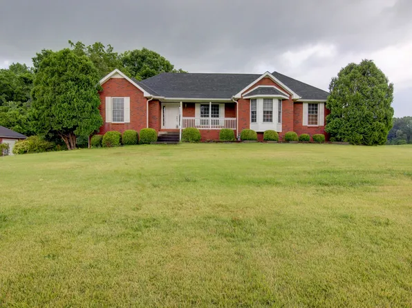 915 Gravel Ln, Adams, TN 37010
