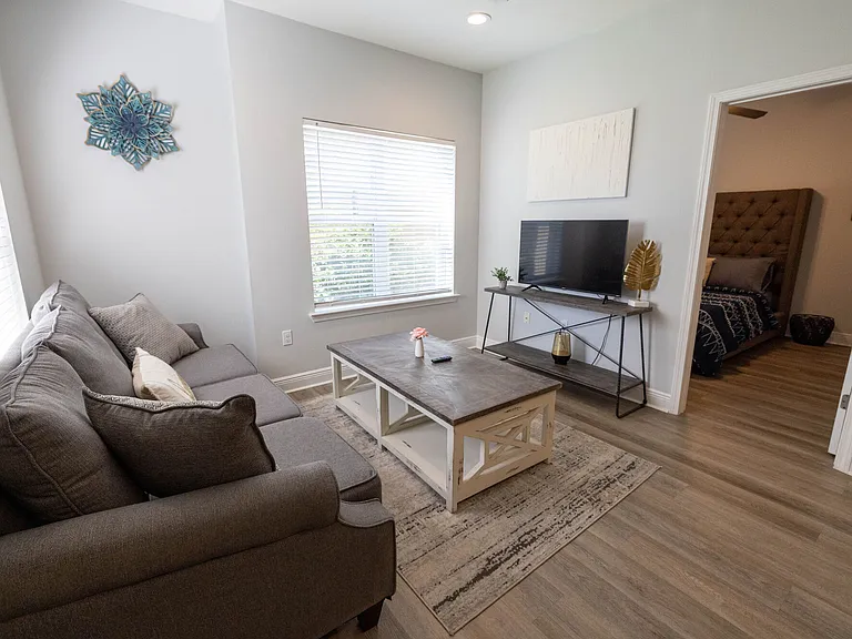 LTL Royal Palms Baton Rouge MT LLC — Photo 85