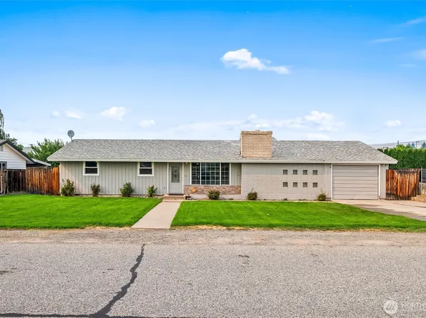 203 SE 1st, East Wenatchee, WA 98802