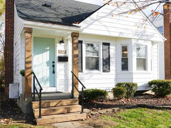 1028 N Wilson Ave, Royal Oak, MI 48067
