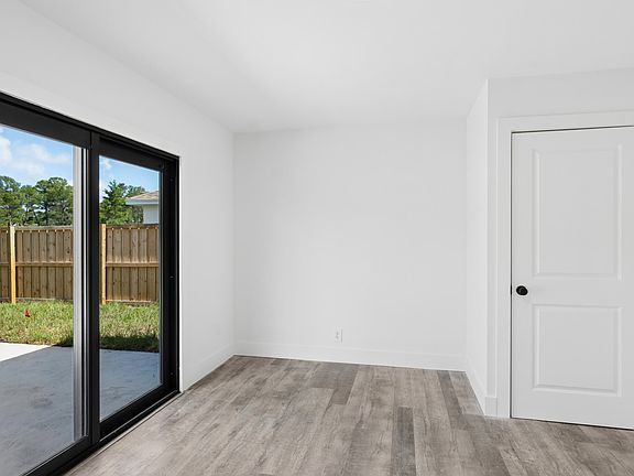 5th image of 5432 SE 50th Drive