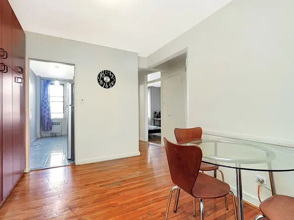 2906 Brighton 12 St #3A, Brooklyn, NY 11235