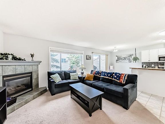 4th image of 122 SW Bow Ridge Cres #8