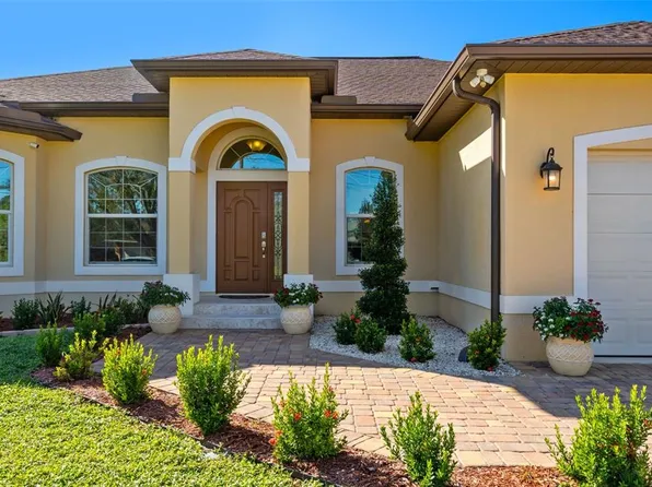 1900 Colleen St, Sarasota, FL 34231