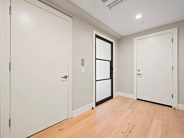 33903 Robles Dr — Photo 36