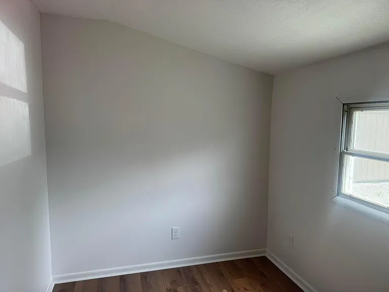 4956 Island Dr NE — Photo 20