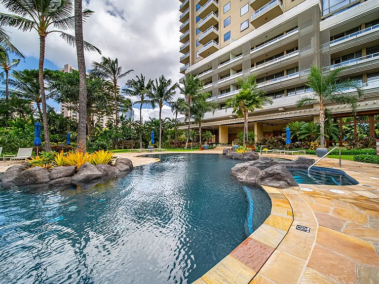 1551 Ala Wai Blvd #901 — Photo 27