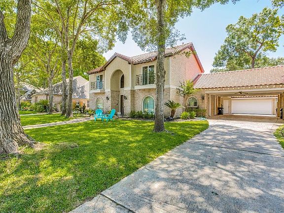2nd image of 1107 Daria Dr
