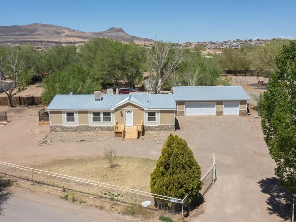 1755 Shawn Dr SW, Los Lunas, NM 87031