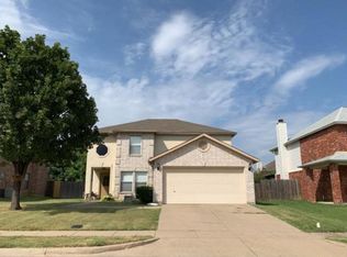 5117 Chessie Cir, Haltom City, TX 76137