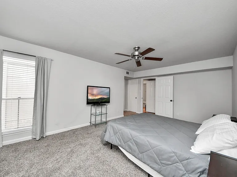 4641 Wild Indigo St #450 — Photo 15