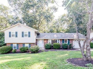 2325 Riviera Dr, Vienna, VA 22181