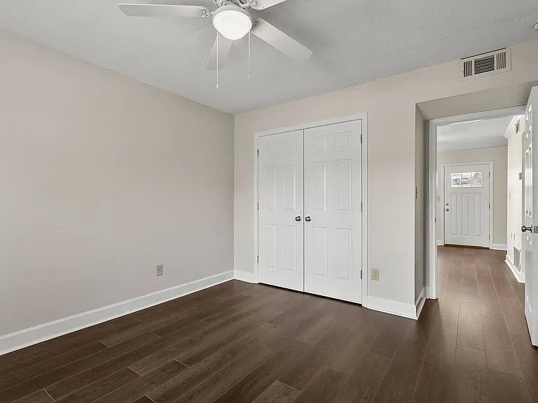 619 15th Ave — Photo 12