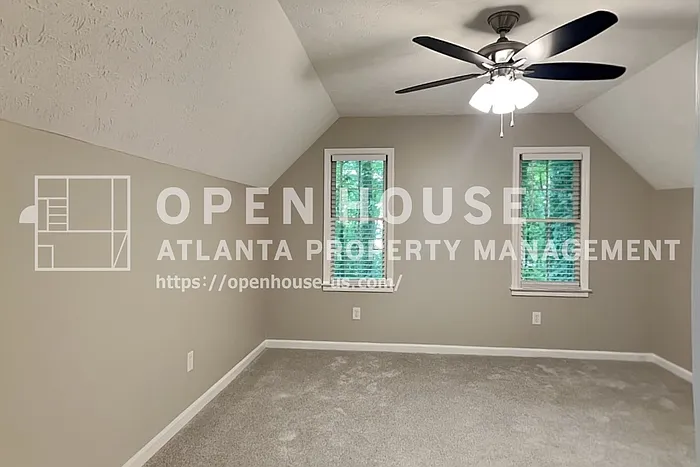 1765 Blackwillow Dr — Photo 15